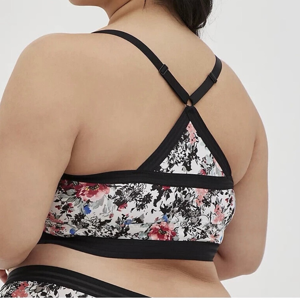 Bralette - Picture 2 of 11